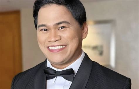 Ogie Diaz .
